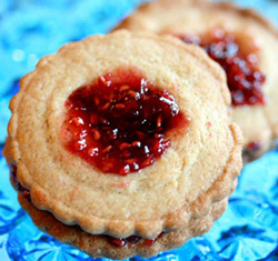 Whole Wheat Linzer Cookies