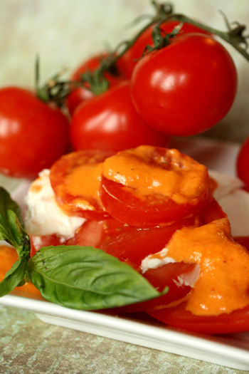Tomato Salad with Goat Cheese and Roasted Pepper